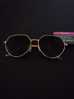 Foster Grant Gold Frame Sunglasses